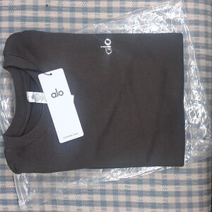 Alo Yoga Brown Crewneck Sweatshirt • New With Tags • Athleisure Essential • NWT